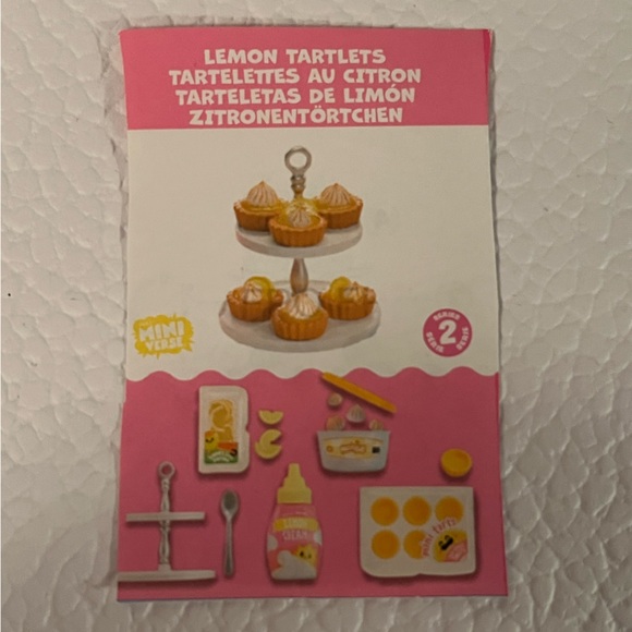 Miniverse Lemon Tartlets - Picture 1 of 2
